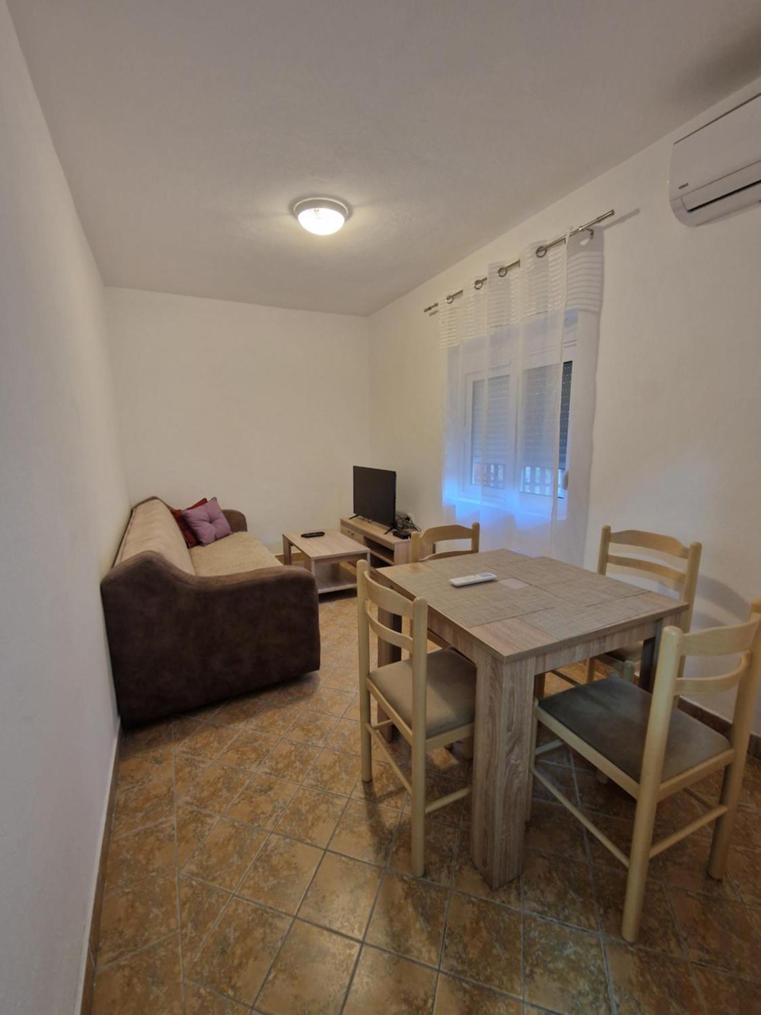 Apartments Stefan 수토모레 외부 사진